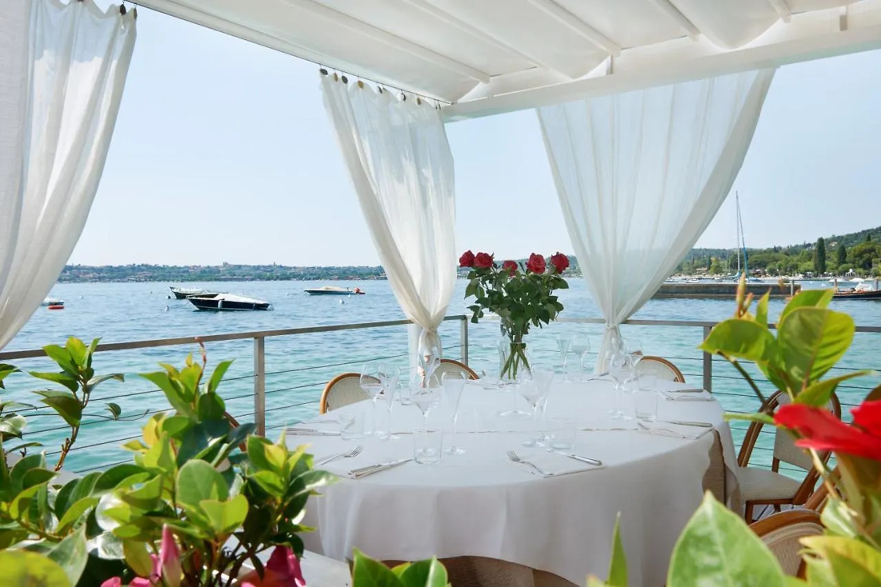 Hotel Ristorante Sogno San Felice del Benaco 4*,